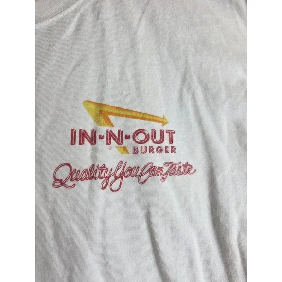 In N Out Burger Mens White Graphic T Shirt Retro Drive-In Scene Graphic Tee - Picture 2 of 5